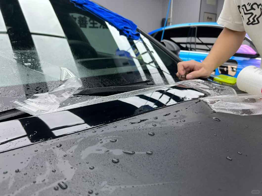 Automotive Window Tint : Benefits and How-Tos